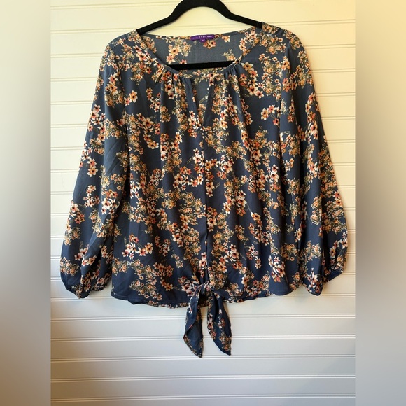 West Kei blue floral top. Size M - Picture 1 of 8